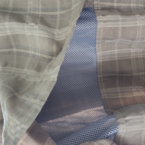 Weatherproof Men's Button Down Shirt, XL, Tan, Plaid, One Pocket, Mesh on Back - Picture 7 of 7